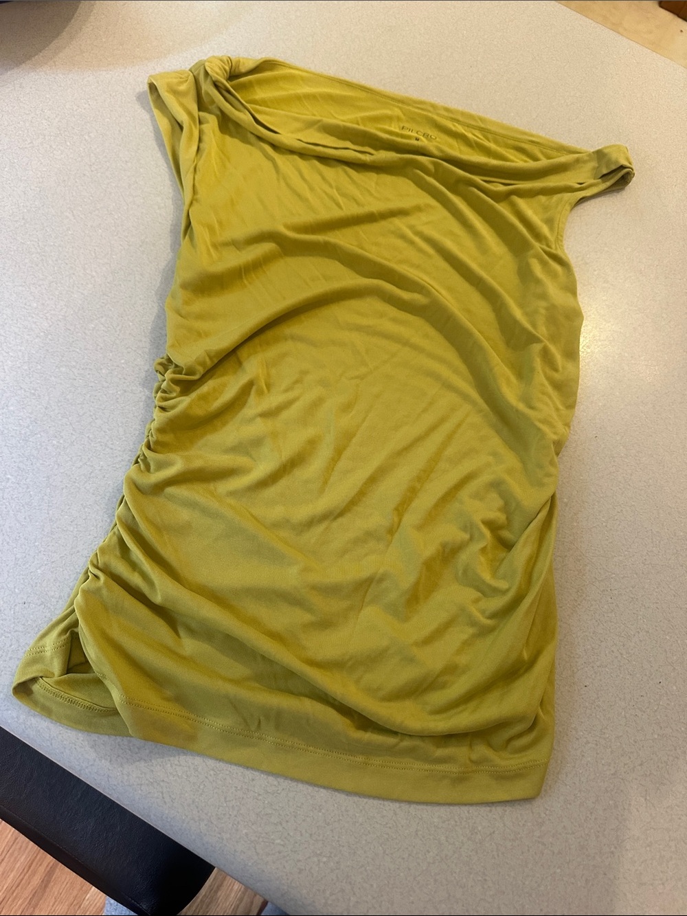 Pilcro One-Shoulder Ruched Tank in Mustard Yellow